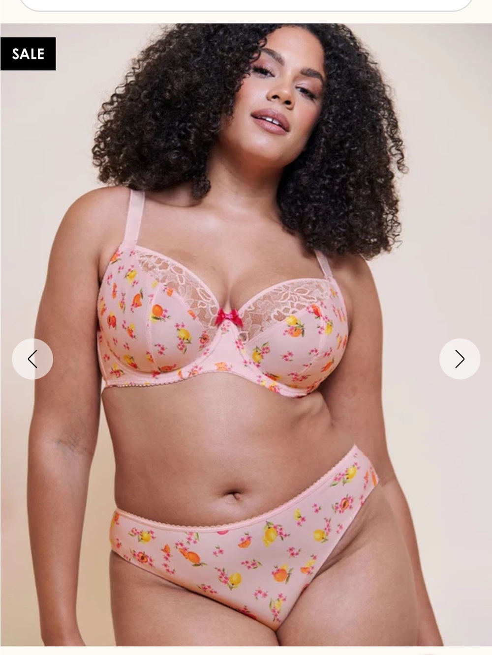 Floral Lace Underwire Bra in Pink. Size 34F